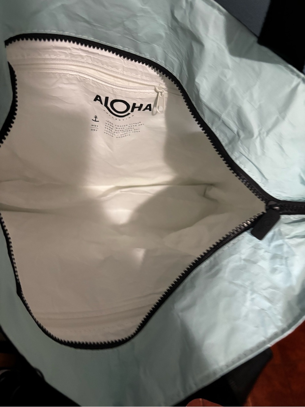 ALOHA Collection Black Tote with White Wave Print and Light Blue Lining - Picture 7 of 12